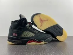 Fit Sporting Goods Air Jordan 5 Gore-Tex Off-Noir/Fire Red-Black-Muslin DR0092-001 For Sale