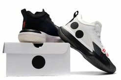 Fit Sporting Goods Naruto X Jordan Zion 1 “Shinobi” White/Black/Red DQ4706-160 For Sale -Fit Sporting Goods Shop Naruto x Jordan Zion 1 Shinobi White University Red Black For Sale 5