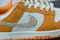 Fit Sporting Goods Nike Dunk Low Safari Swoosh Kumquat/Light Bone-Dark Driftwood DR0156-800 For Sale -Fit Sporting Goods Shop Nike Dunk Low Safari Swoosh Kumquat Light Bone Dark Driftwood DR0156 800 For Sale 5