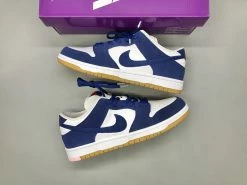 Fit Sporting Goods Nike SB Dunk Low ‘LA Dodgers’ Deep Royal Blue/White-Sport Red-Gum For Sale -Fit Sporting Goods Shop Nike SB Dunk Low LA Dodgers Deep Royal Blue White Sport Red Gum For Sale